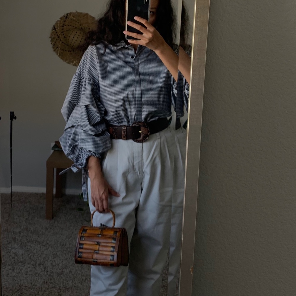 RUFFLED SLEEVE PLAID TOP